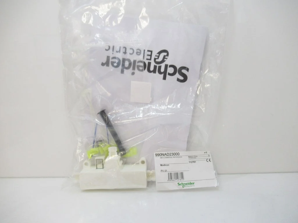 990NAD23000 Schneider Electric Modbus Plus MB + T-Connector