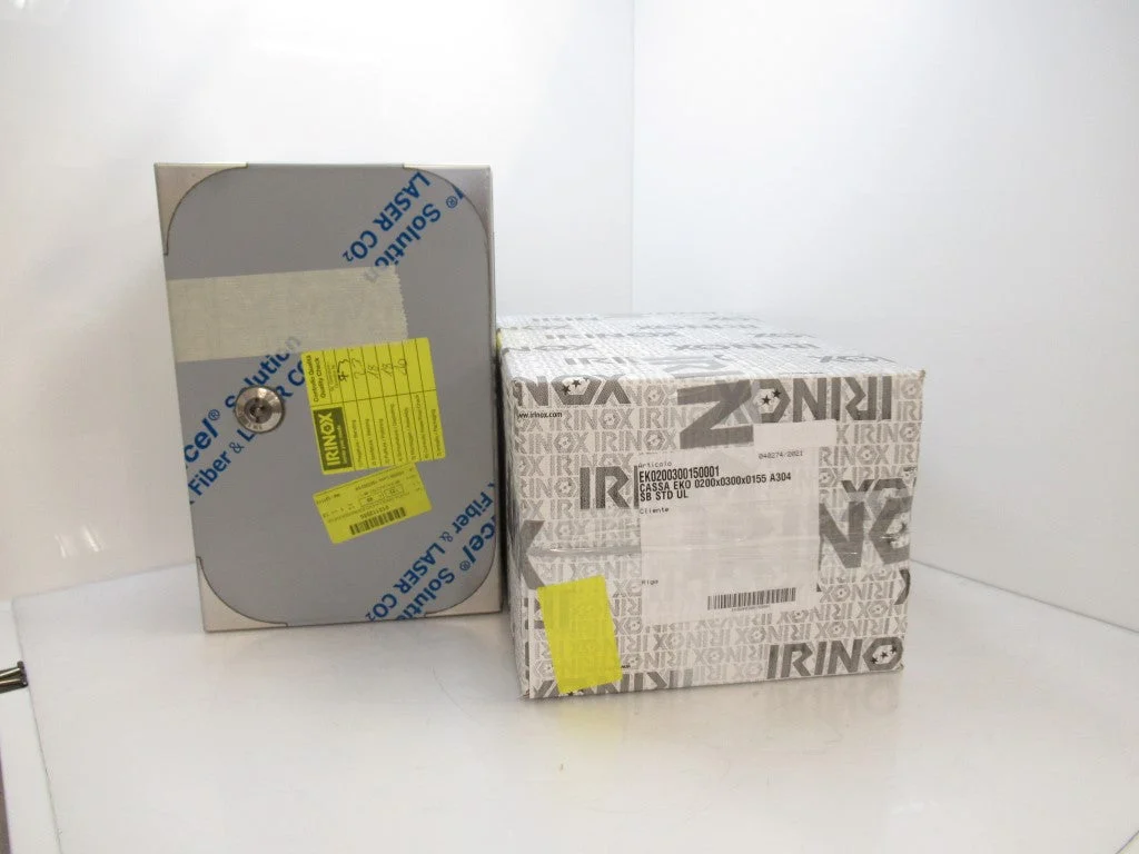 EKO 20 30 15 EK0200300150001 Irinox SS Enclosure With Solid Door