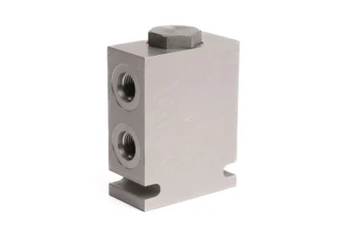Flow Divider/Combiner, Complete unit, 1-5 GPM Rating, SAE 6 Port, 5000 PSI