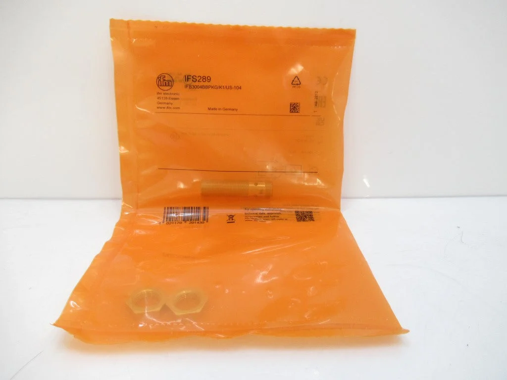 IFS289 IFB3004BBPKG/K1/US-104 Ifm Electronic Inductive Sensor, 3-Wire