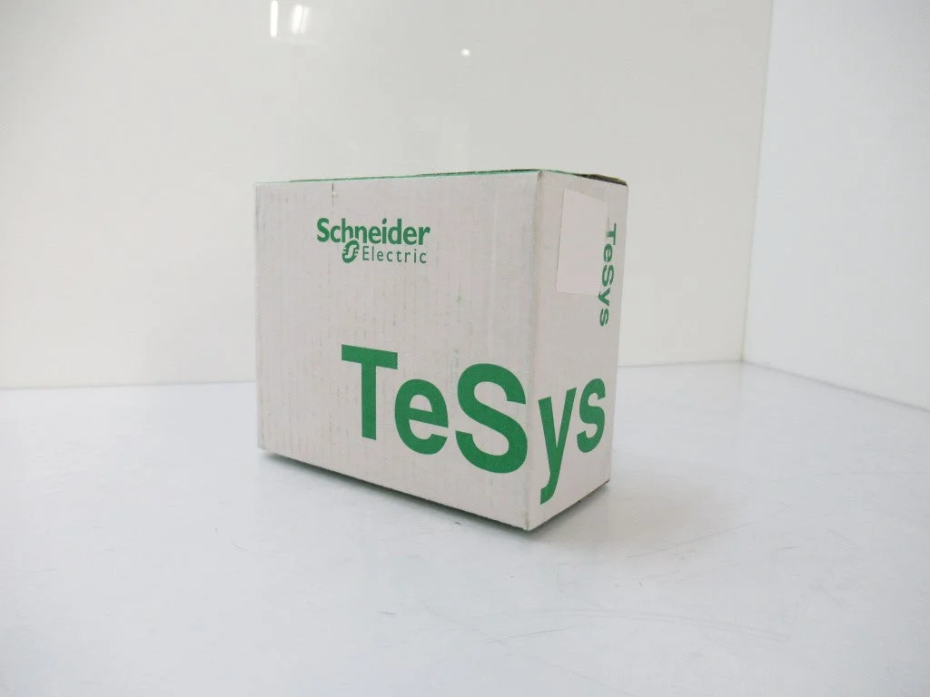 LC1D18F7 Schneider Electric TeSys Deca Contactor 3-Pole 110 V AC Coil