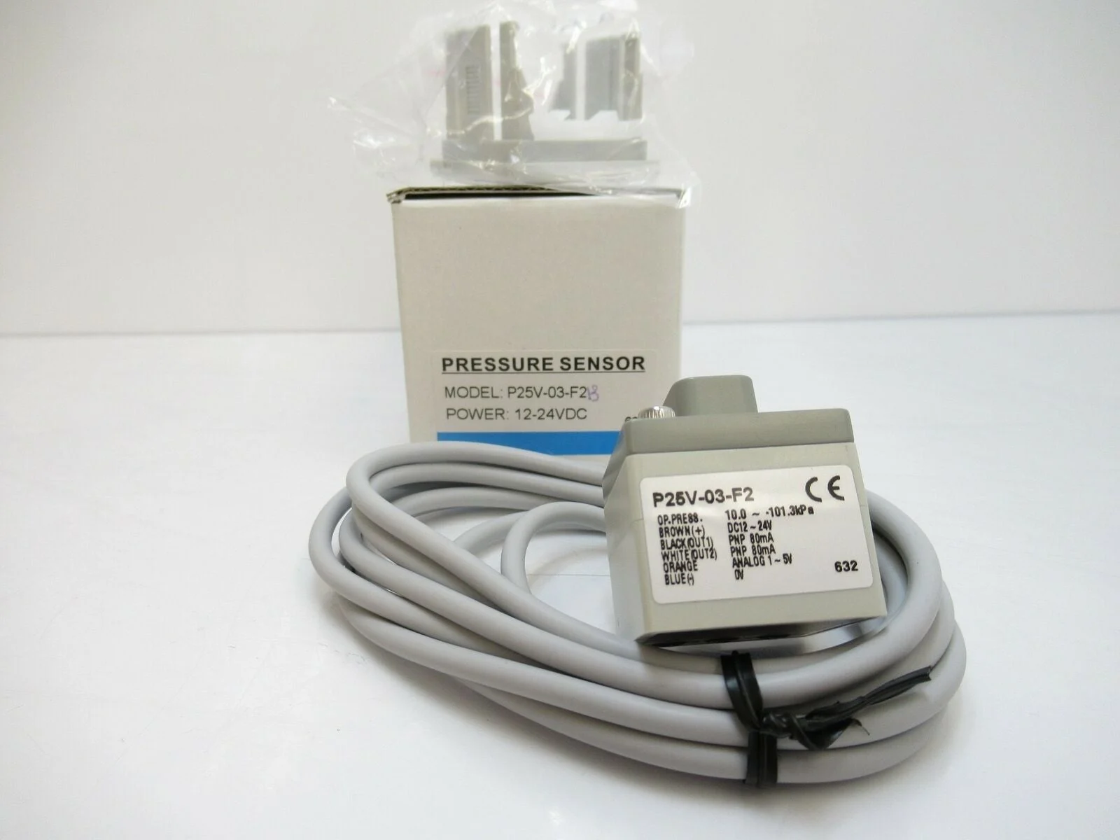 P25V-03-F2-B Pressure Sensor 0-1000MA 1/8 NPT 12-24V DC