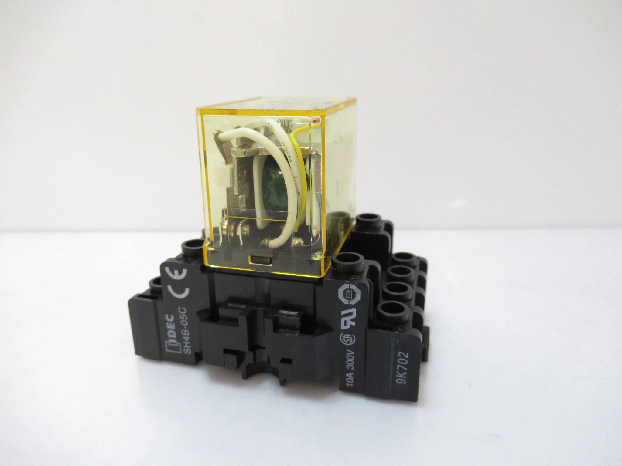 RH4B-ULC SH4B-05C IDEC Power Relay 30V DC Assembly With Relay Socket