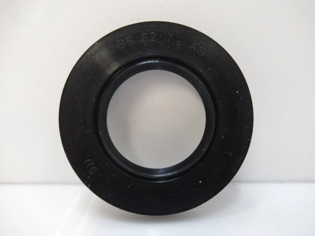 S035062070TC Unbranded Oil Seal SS. 35.00 X 62.00 X 7.00mm