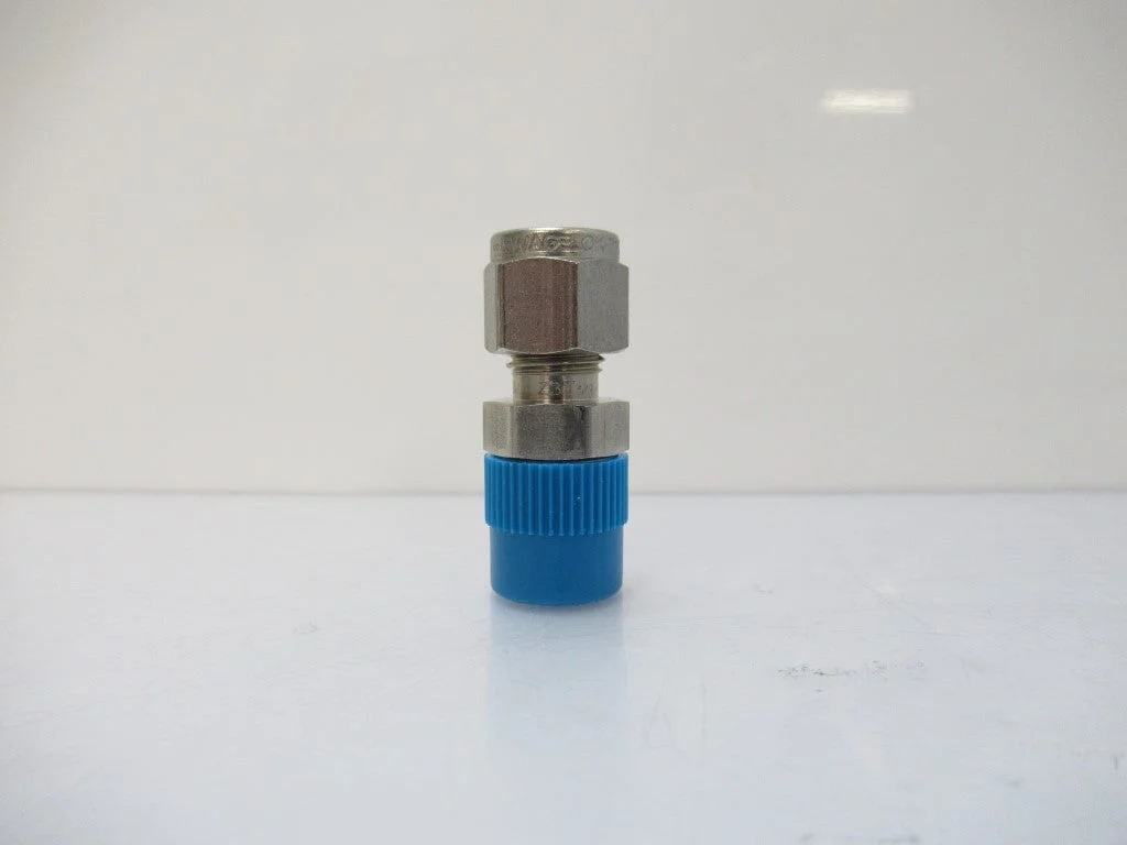 SS-400-1-4 Swagelok Tube Fitting, Male Connector 1/4", NPT