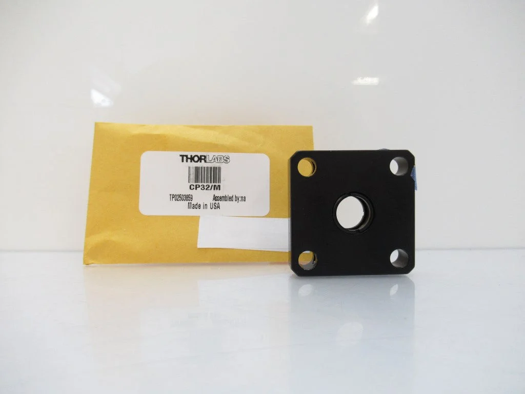 Thorlabs CP32/M SM05-Threaded 30 mm Cage Plate, 0.35" Thick, M4 Tap