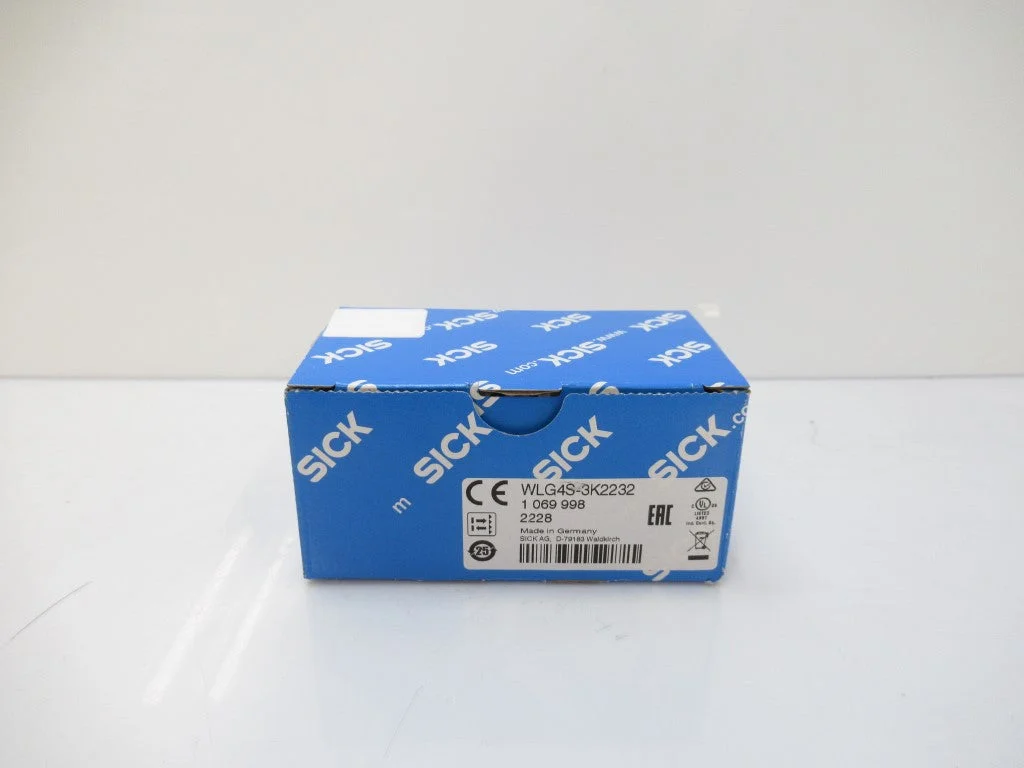 WLG4S-3K2232 1069998 Sick Miniature Photoelectric Sensors W4S-3